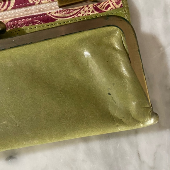 Hobo Women’s Leather Wallet - Light Green, Paisley Lining 🌿💫 - Picture 7 of 13